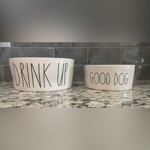 🐶 Rae Dunn Set of 2 Ceramic Dog Bowls 🐶- EUC